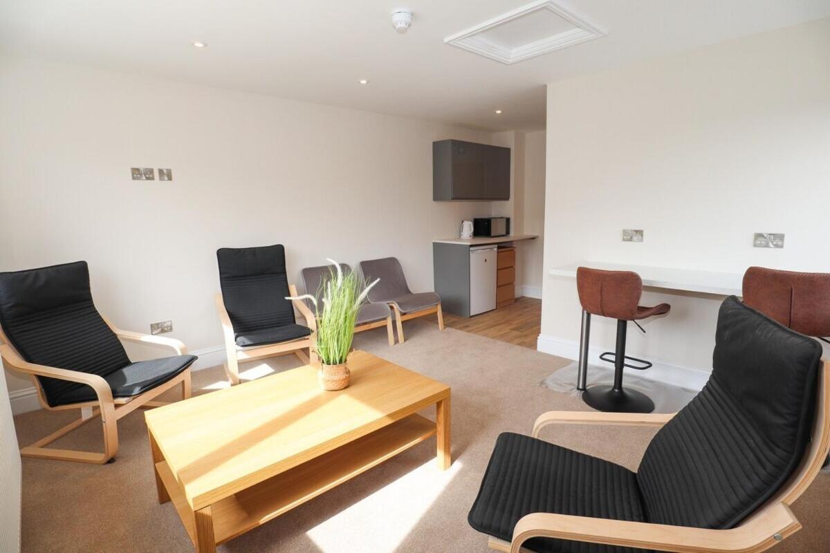 Green Nest Room With Private Bathroom Eastbourne Kültér fotó