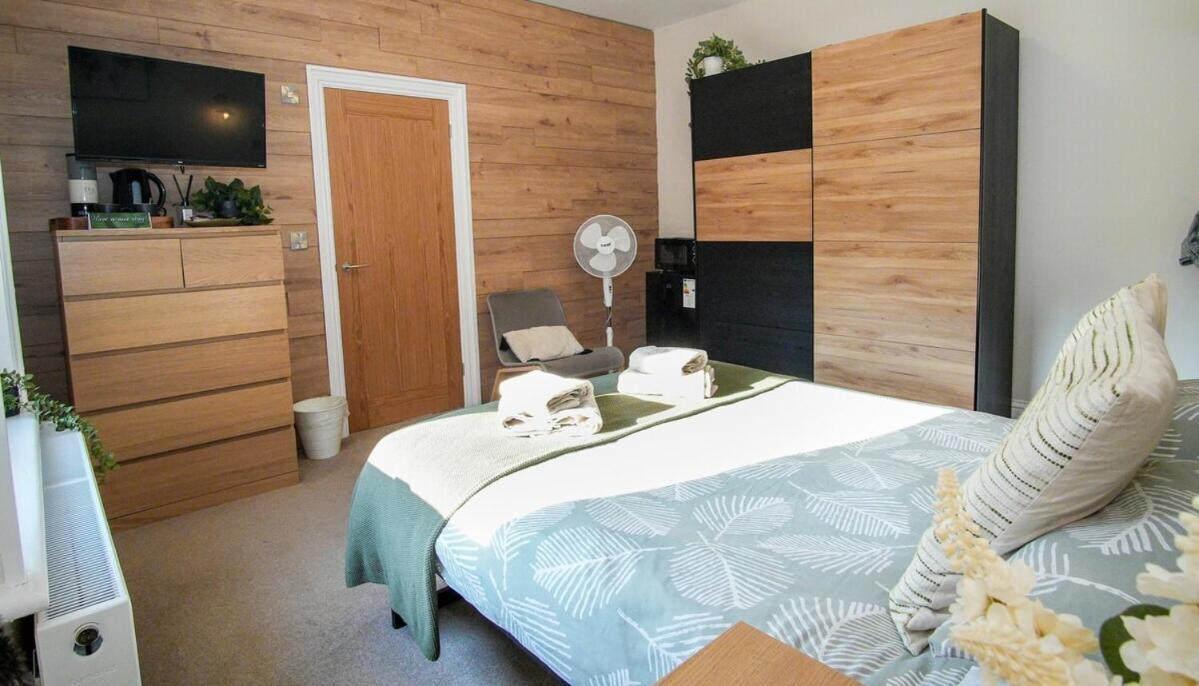 Green Nest Room With Private Bathroom Eastbourne Kültér fotó